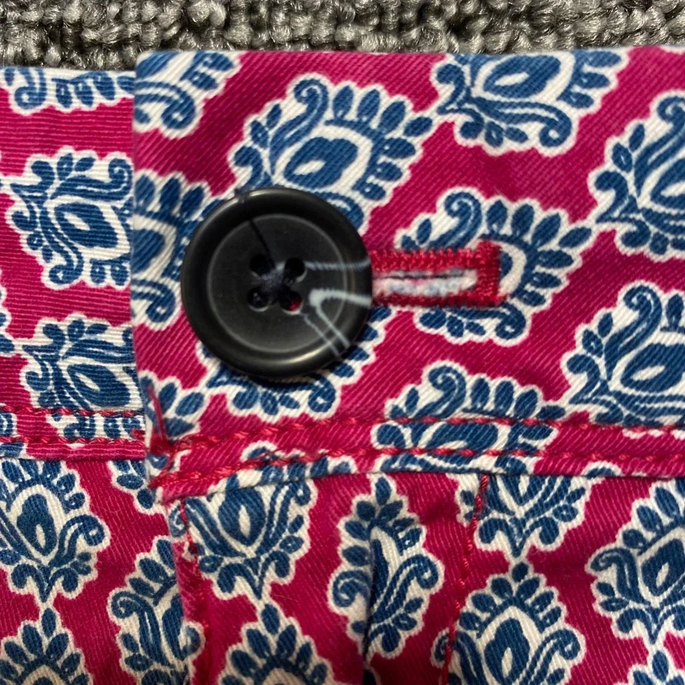 Banana Republic Hampton Fit Chino Shorts Womens 14 Pink Blue Medallion Casual